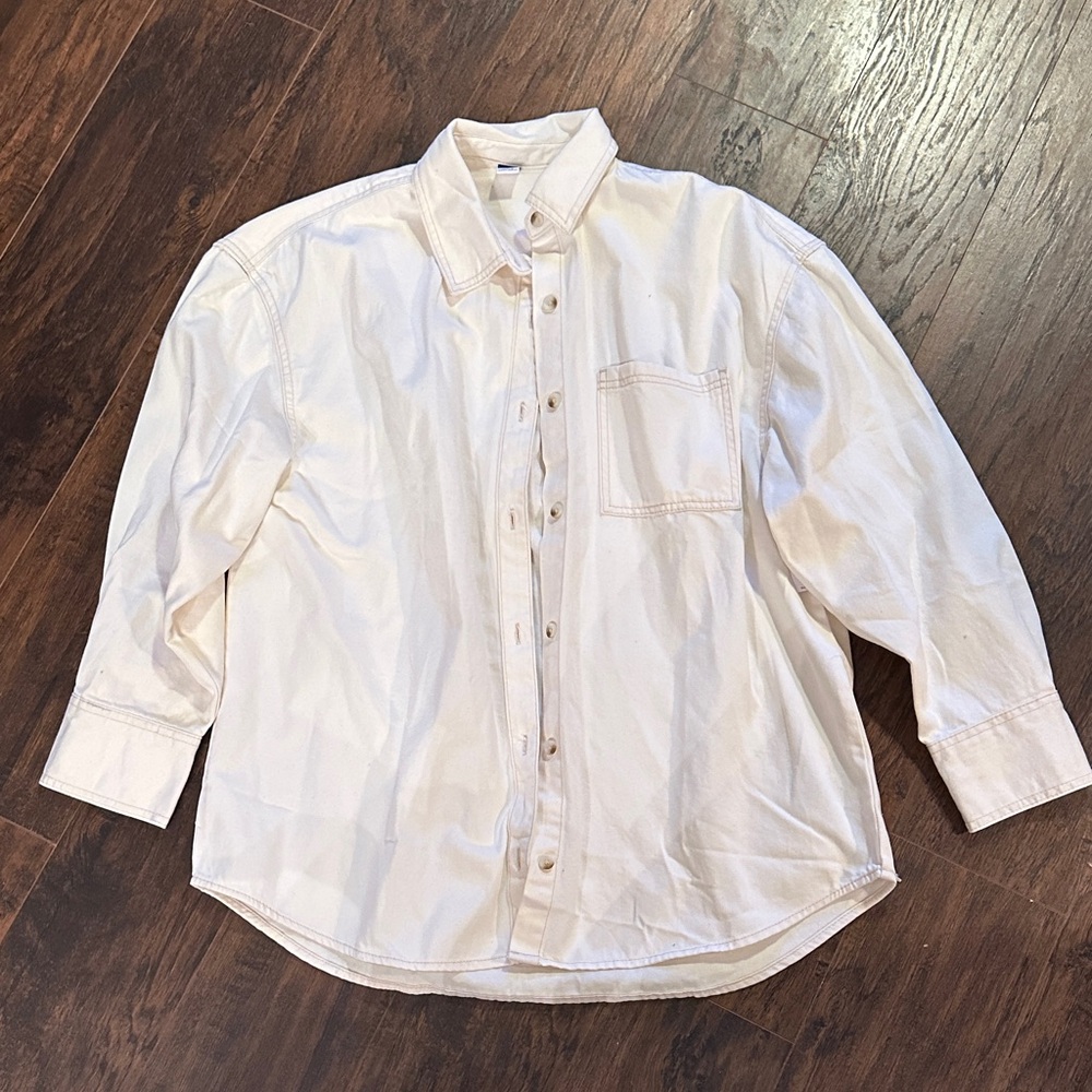 Old Navy womans White Casual Button Down Shirt